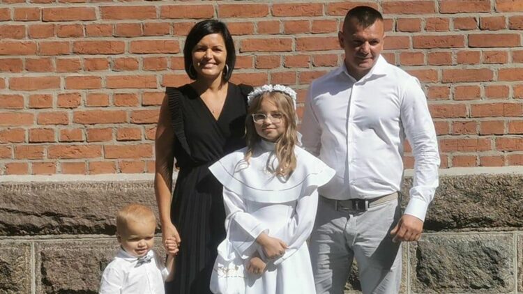 Tragedia w Hounslow: Rodzina Polaków Znaleziona Martwa w Mieszkaniu. Policja: Matka Zmarła w Wyniku Morderstwa