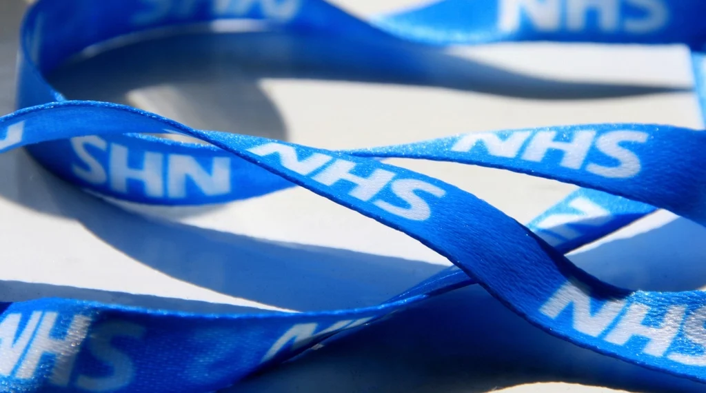 NHS ribbon, Badge Of Honour