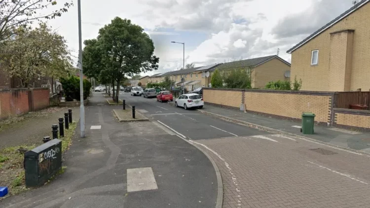 Nastoletni chłopiec poważnie ranny w wyniku ataku nożem w Manchesterze