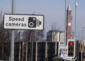 Nowe fotoradary mogą widzieć wnętrze samochodów, co spowoduje „lawinę” mandatów